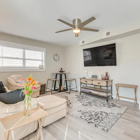 1 Mi To Dtwn Home With Furnished Patio In Pensacola